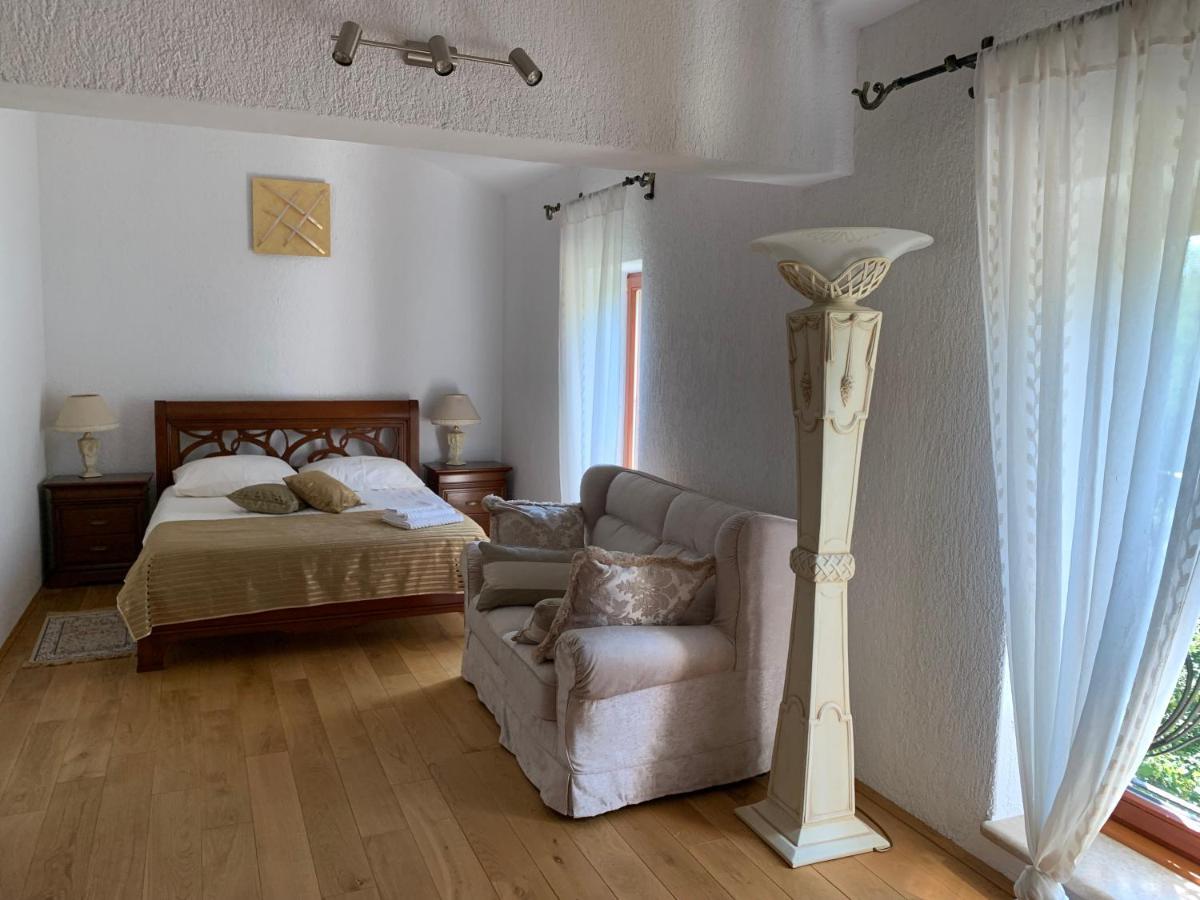 Villa Castello Rausch Valkarin Kültér fotó