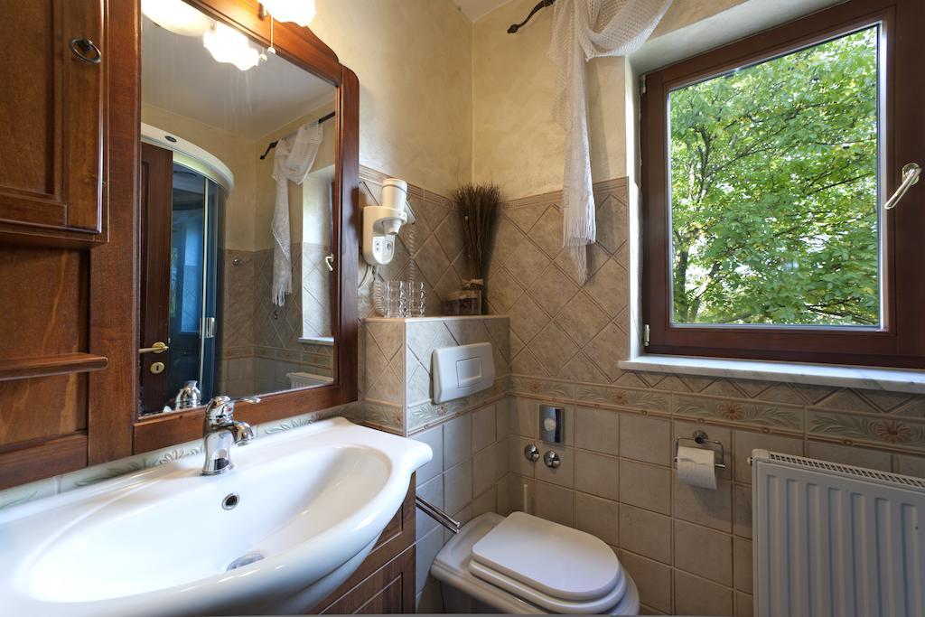 Villa Castello Rausch Valkarin Szoba fotó